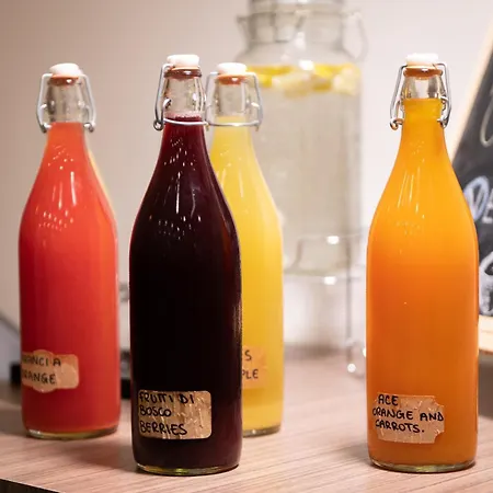 Nocleg ze śniadaniem Neocore Neapol