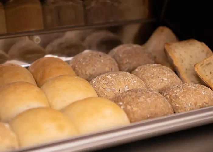 Alojamento de Acomodação e Pequeno-almoço Neocore 4*