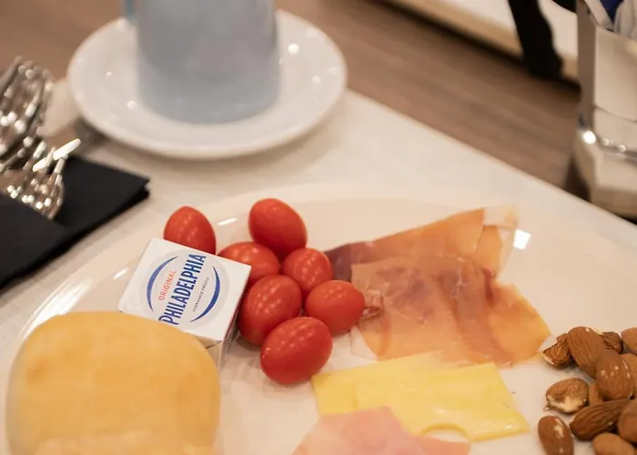 Alojamento de Acomodação e Pequeno-almoço Neocore Nápoles